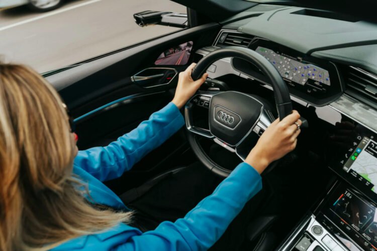 Women are 60% more likely to be injured in car accidents than men