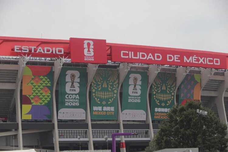 The weight of history: Mexico opens the 2026 World Cup in the first stadium to host three opening matches