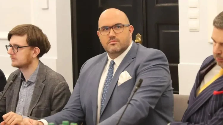 “Has the ceiling fallen on your head?” Olechowski confronts prosecutor Woźniak