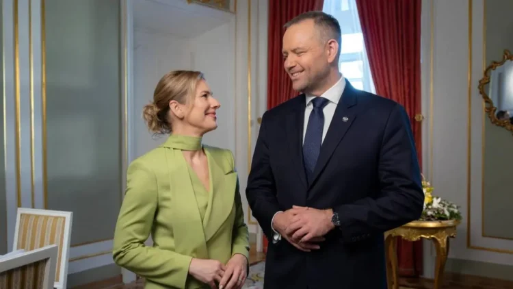 “An Irreplaceable Role” – Presidential Couple Pays Tribute to Fathers on Father’s Day in Poland