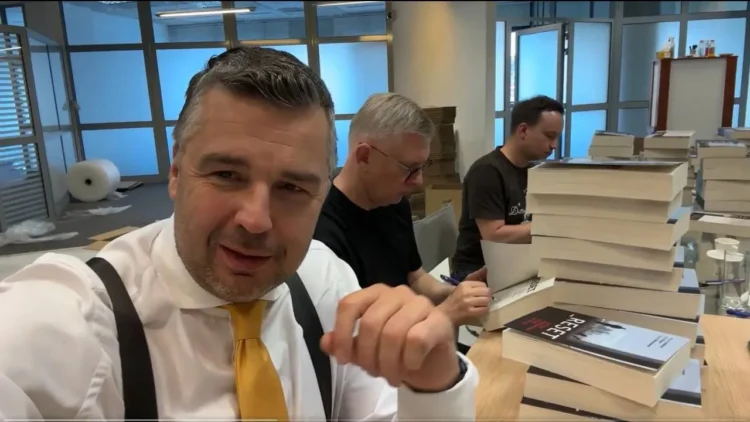 Michał Rachoń’s journalistic privilege waived. Swift response follows