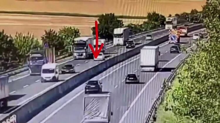 VIDEO: Scary footage from D1. The driver hit the road at full speed and didn’t even brake – Home – News