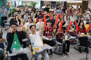 Sneaking a look at World Cup? Koreans find ways to watch on duty (or don’t)