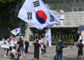 Opposition polls above ruling party for first time during Lee’s tenure