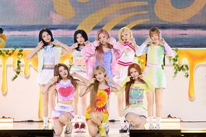 Hearts2Hearts returns with summer-themed ‘Lemon Tang’