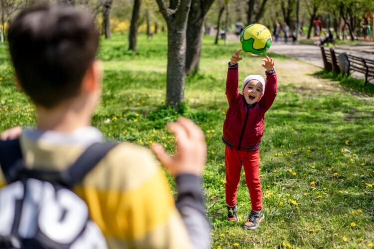 Parents Celebrate Children’s Day with Gifts and Shared Experiences, Survey Finds