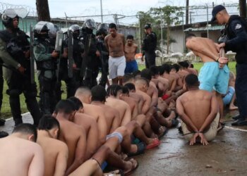 La Joyita under surveillance: 400 agents participate in operation Cerrojo and in a massive search