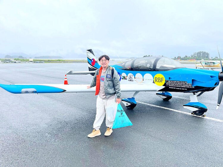 Taiwanese pilot flies around the world in nine days