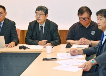 Experts concerned over downgrading communication equipment procurement