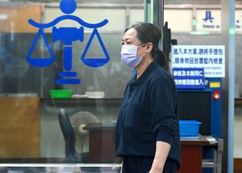 Prosecutors seek 21 years, NT$23m fine in spying case