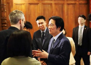 Taiwan’s president meets the world’s reporters