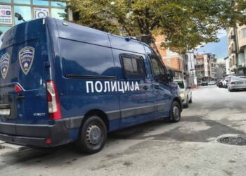 A young and drunk man from Tetovo wanted to rob a coffee bar with a gun, he only managed to hit the waiter