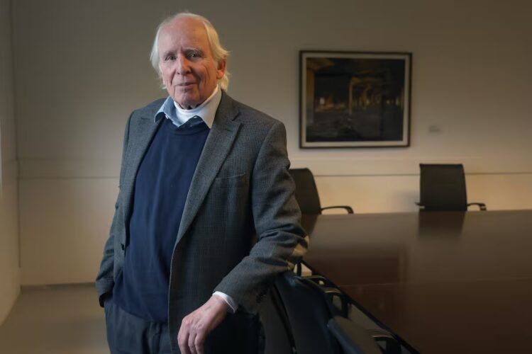 “Si el Central acercara el dólar al techo de la banda, Milei casi se aseguraría la reelección”