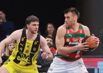 Aguada 71-80 Peñarol in the finals of the Uruguayan Basketball League: the aurinegro won and was one game away from the title