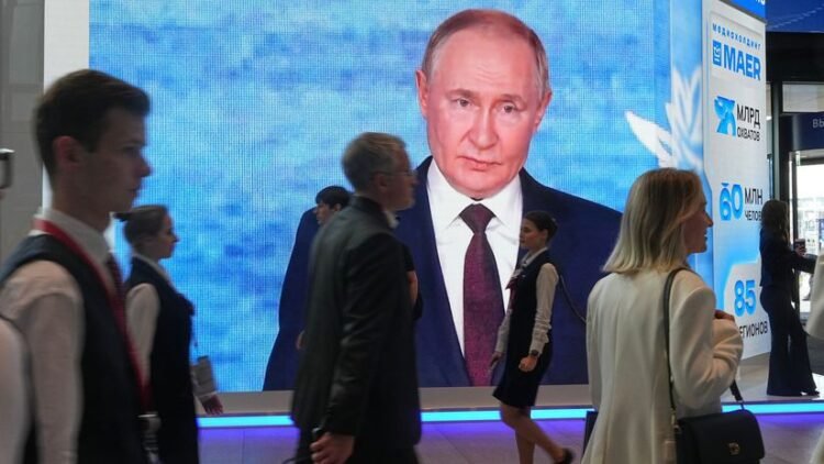 Chilling words were heard on Putin’s forum. The Russian elite is arguing about what to do next – World – News