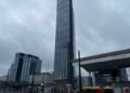 Glass fell from the facade of the tallest skyscraper in the EU onto the street. The building is owned by a Slovak company – Svet – Správy