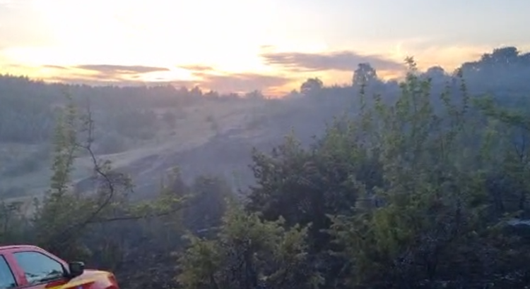 VIDEO | It is still burning in Shtipsko, the fire is extinguished by “Air tractors”, the locals also help
