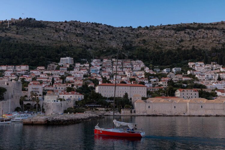Tourists again shocked by prices in Croatia: Cocktails 17 euros, local wine over 10, and Dubrovnik is just a special story