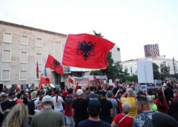 Immigrant from France: I will stay here until we overthrow the last dictator in Europe! Balluku and Rama are declared non-women