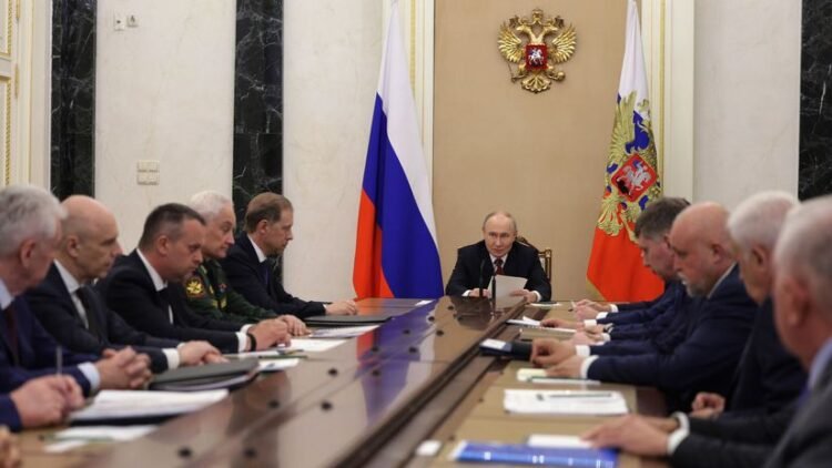 The fuel crisis in Russia is deepening. Putin talks about shortage and possible ban on diesel exports – World – News