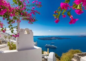 These fines usually “burn” tourists in Greece