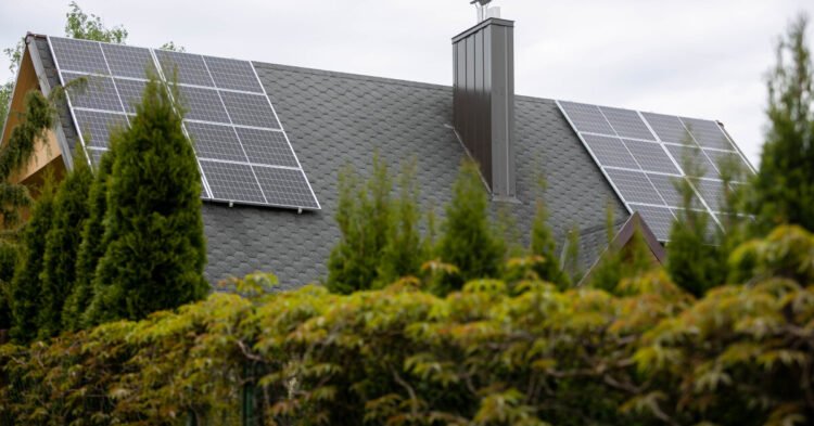 Another 6.9 million for residential solar power plants and accumulators. EUR support | Business