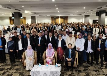 Stay alert to child grooming threats, warns minister
