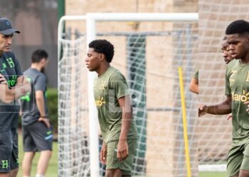 Honduras trained in Houston: images of Keyrol, Dereck present and absences
