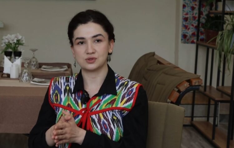 A blogger who is trusted with their secrets. Interview with Shakhzoda Mansurova