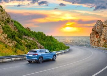 How to save fuel while traveling by car this summer