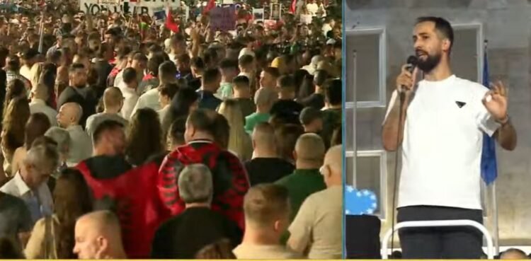 Protester: Rama changes his passport every time he sells our land, just like he changes his religion every time he does business with Albania