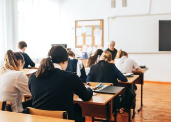 Rising temperatures: Ministry of Education advises schools to continue classes despite heatwave