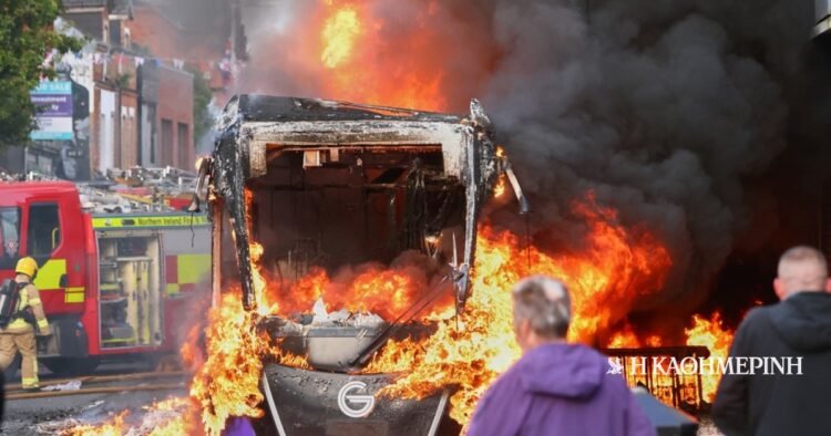 Night of anti-immigrant violence in Belfast: Houses and cars set on fire. – “Racial pogrom”