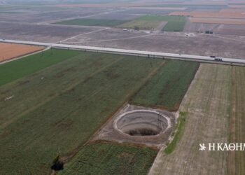 Why is the granary of Turkey filled with craters?