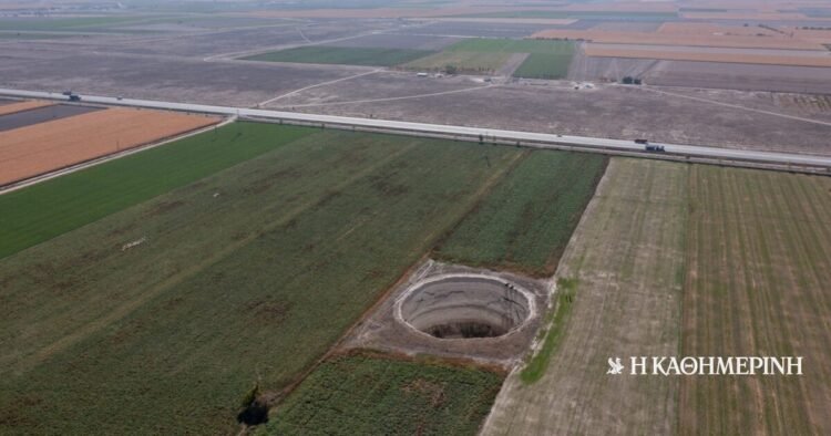 Why is the granary of Turkey filled with craters?