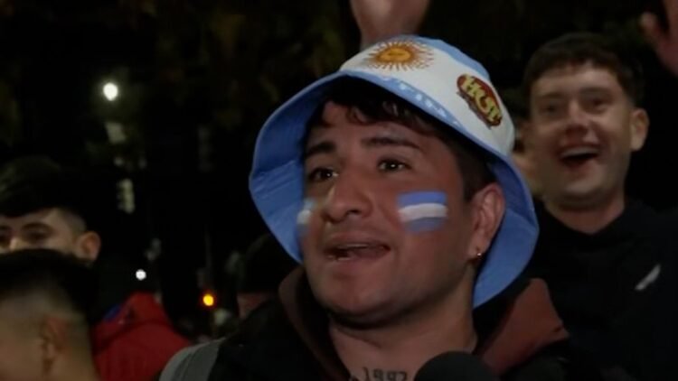 •
          Video
        
        0:21
      
    
    
      
        
        
        CNN