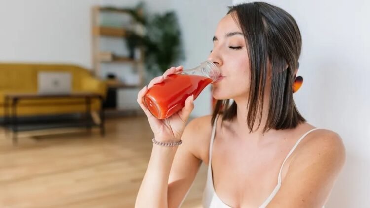 Tomato juice: Reduces inflammation in obesity