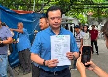 Trillanes sues Cayetano, Marcoleta over ‘sham’ Senate hearing
