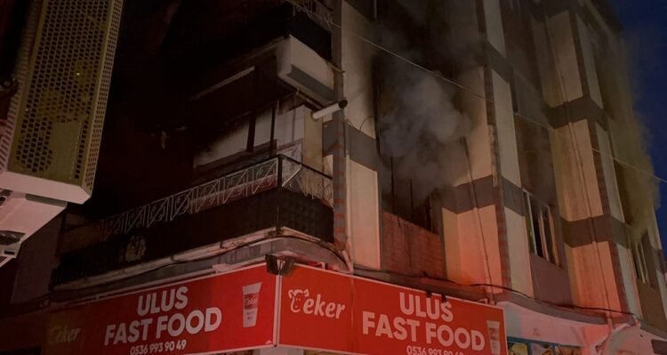 House fire in Bursa: 5 people from the same family were hospitalized