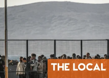 EU lawmakers give final approval for deportation centers outside bloc
