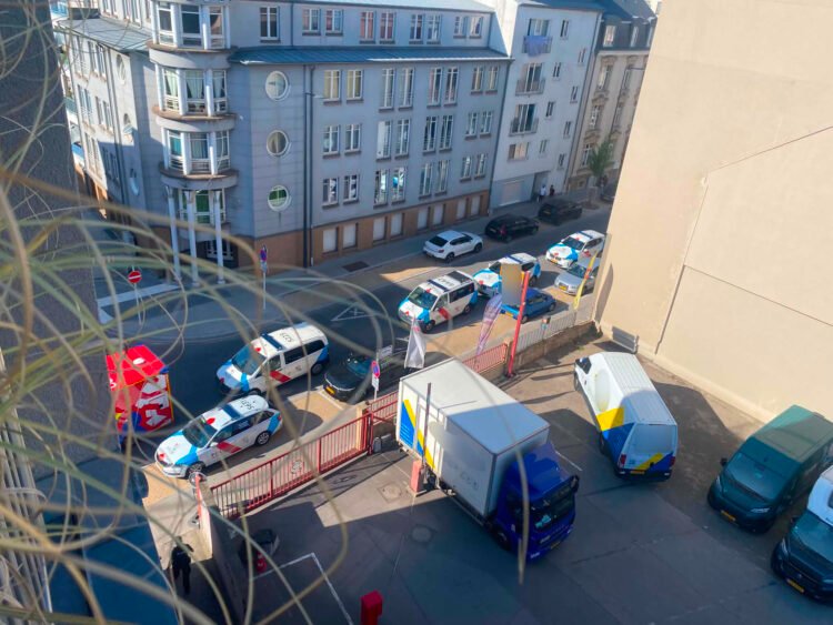 Update – no indication of external causes: Man found dead in backyard in Luxembourg City’s Gare district