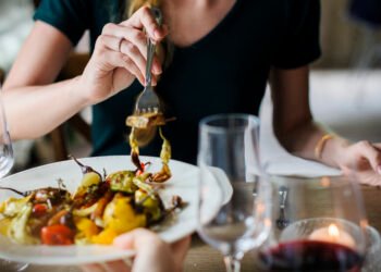 Eat No Solo: Eating alone is becoming the norm: One app wants to fix that