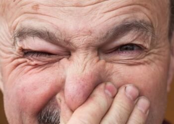 Everyone smells like this eventually: Experts explain how to avoid it