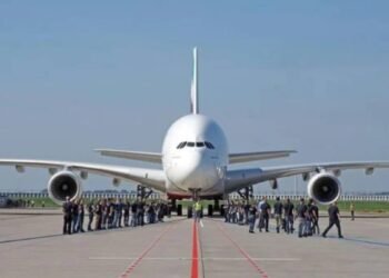 Crack alarm in passenger planes: Giant airlines under the spotlight