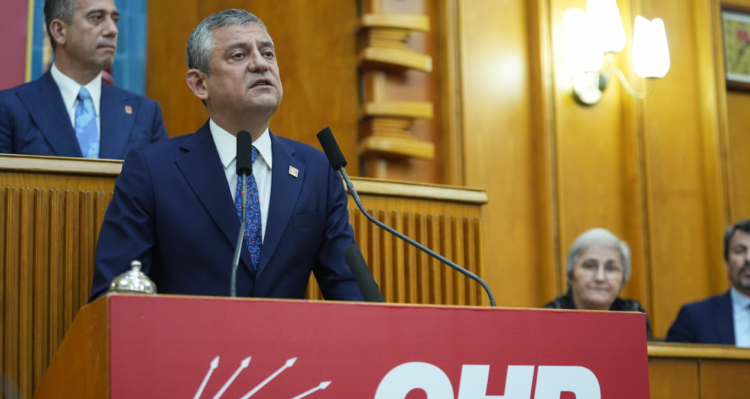 Özel will make his first move tomorrow