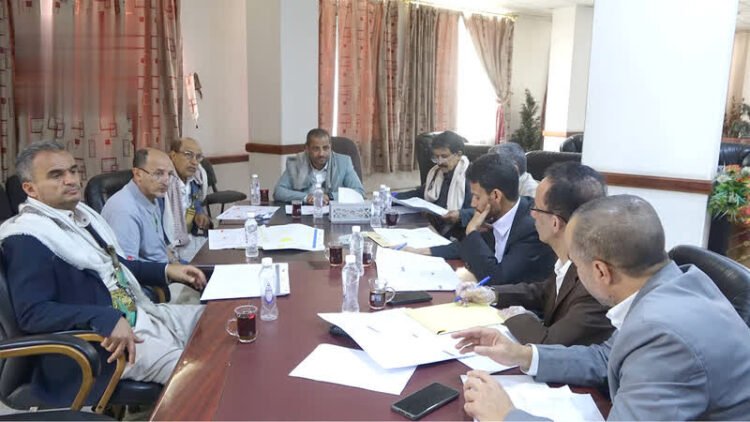 A meeting at the Ministry of Oil discusses the projects added to the plan for the year 1448 AH – Al-Thawra Net