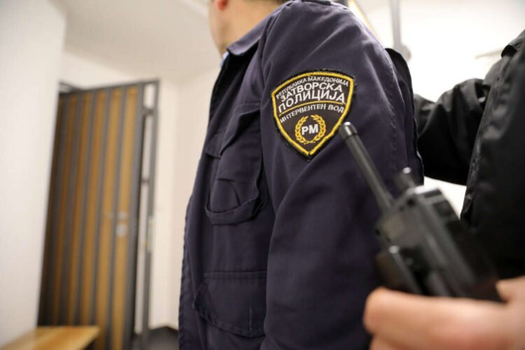 A fake doctor demanded 35,000 euros for an “operation” on his daughter, the police prevented the fraud