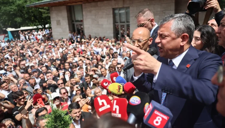 The opposition party crisis in Türkiye: divisions and decisions