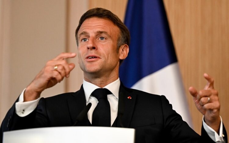VIDEO | Macron shook Tivat from early morning, went out for a run together with security