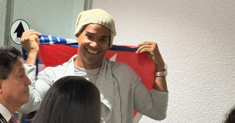 USA: Luis Manuel Otero Alcántara arrives in Miami in forced exile